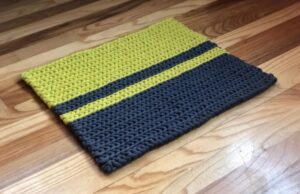 Easy Beginner Crochet Rug