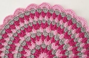 How to Crochet Round Placemat