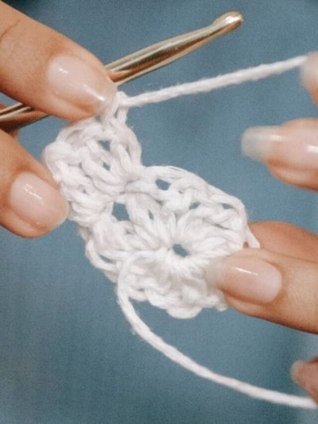 How To Crochet The Magic Circle