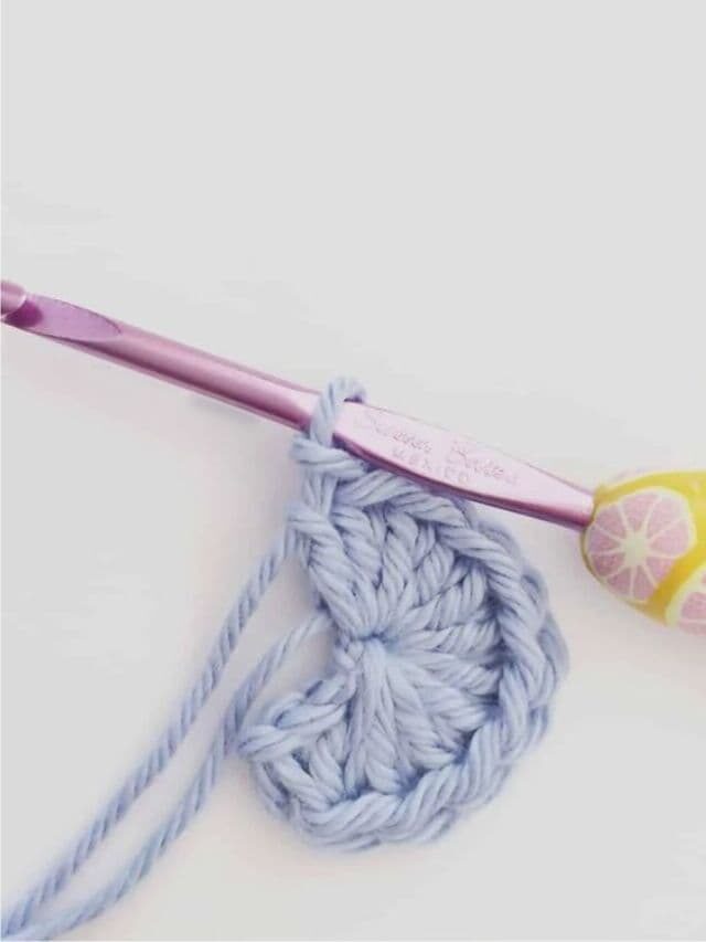 MAGIC CIRCLE – Learn the correct crochet stitch