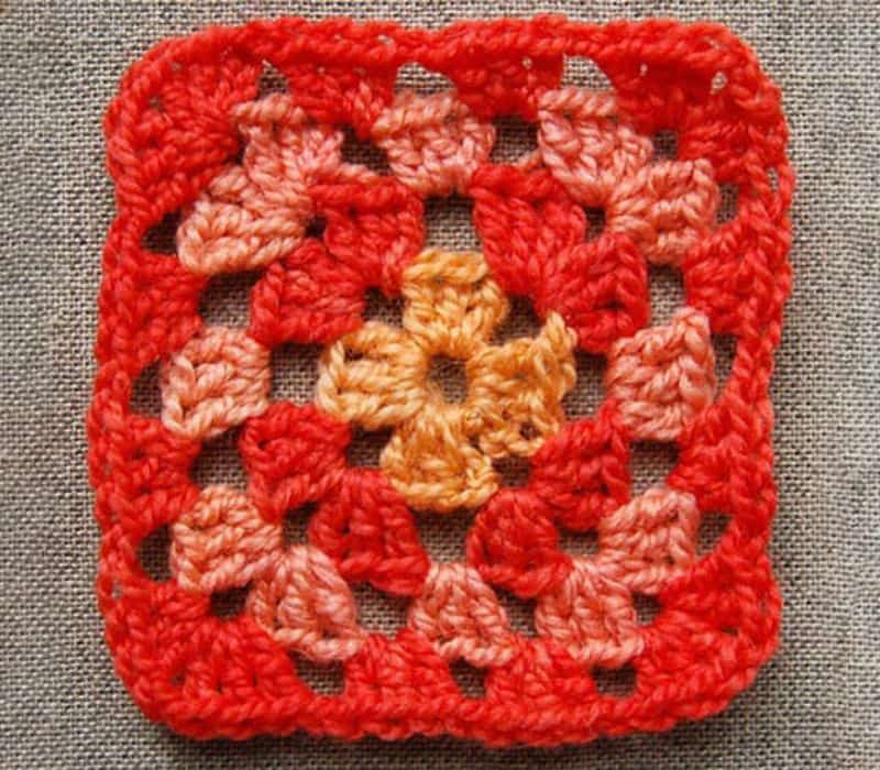 Classic Granny Square Pattern Free