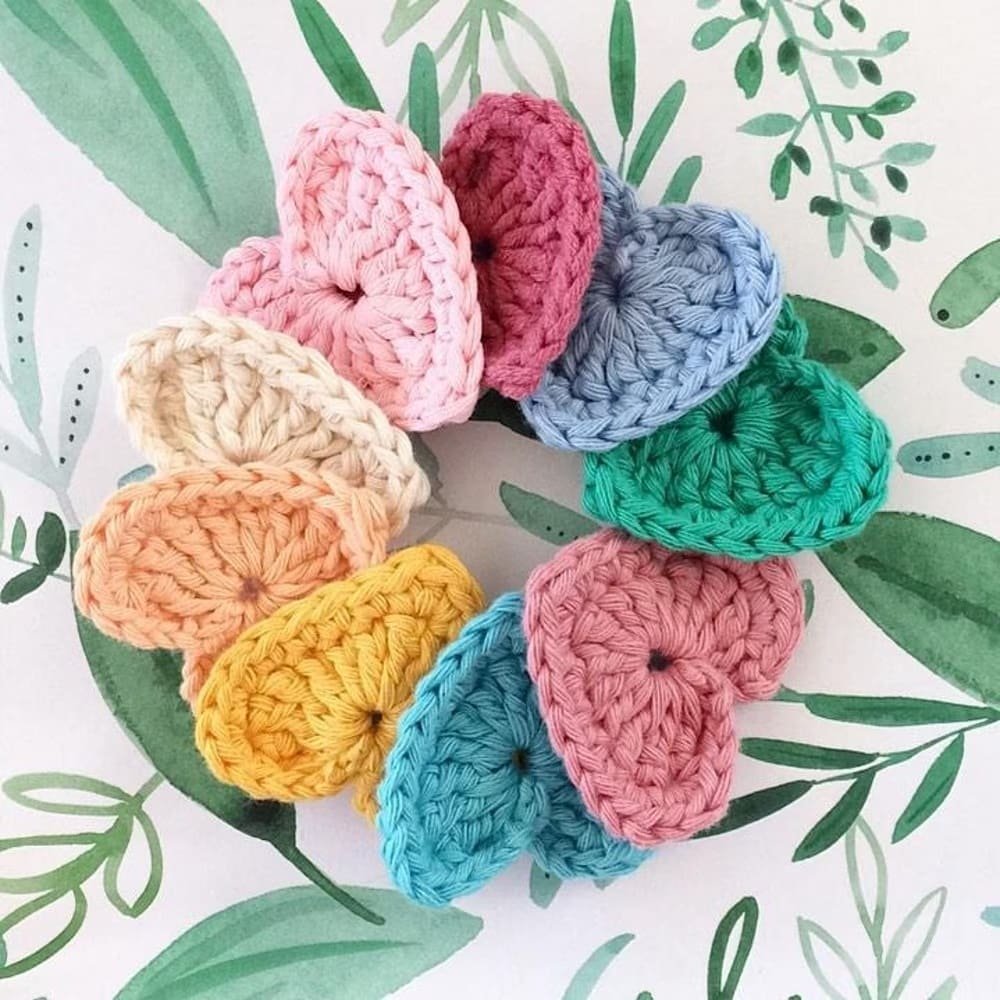 CROCHET HEARTS PATTERN